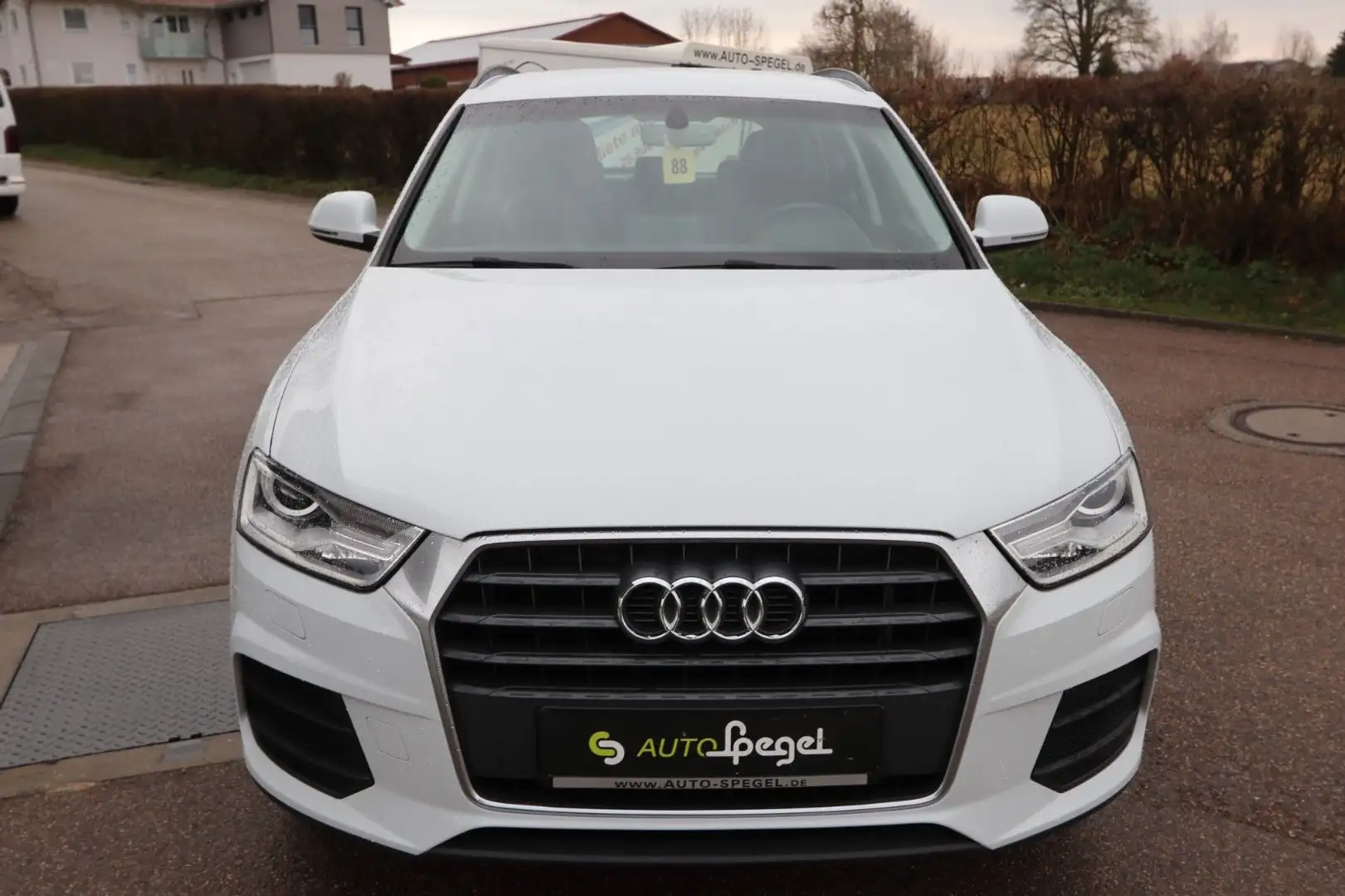 Audi Q3 LED PDC ALU Klima AHK SHZ MFL TOP Weiß - 2