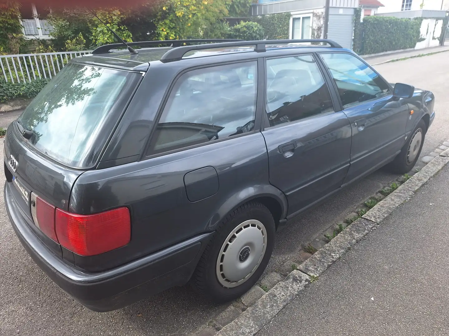 Audi 80 80 1.6 E Černá - 2