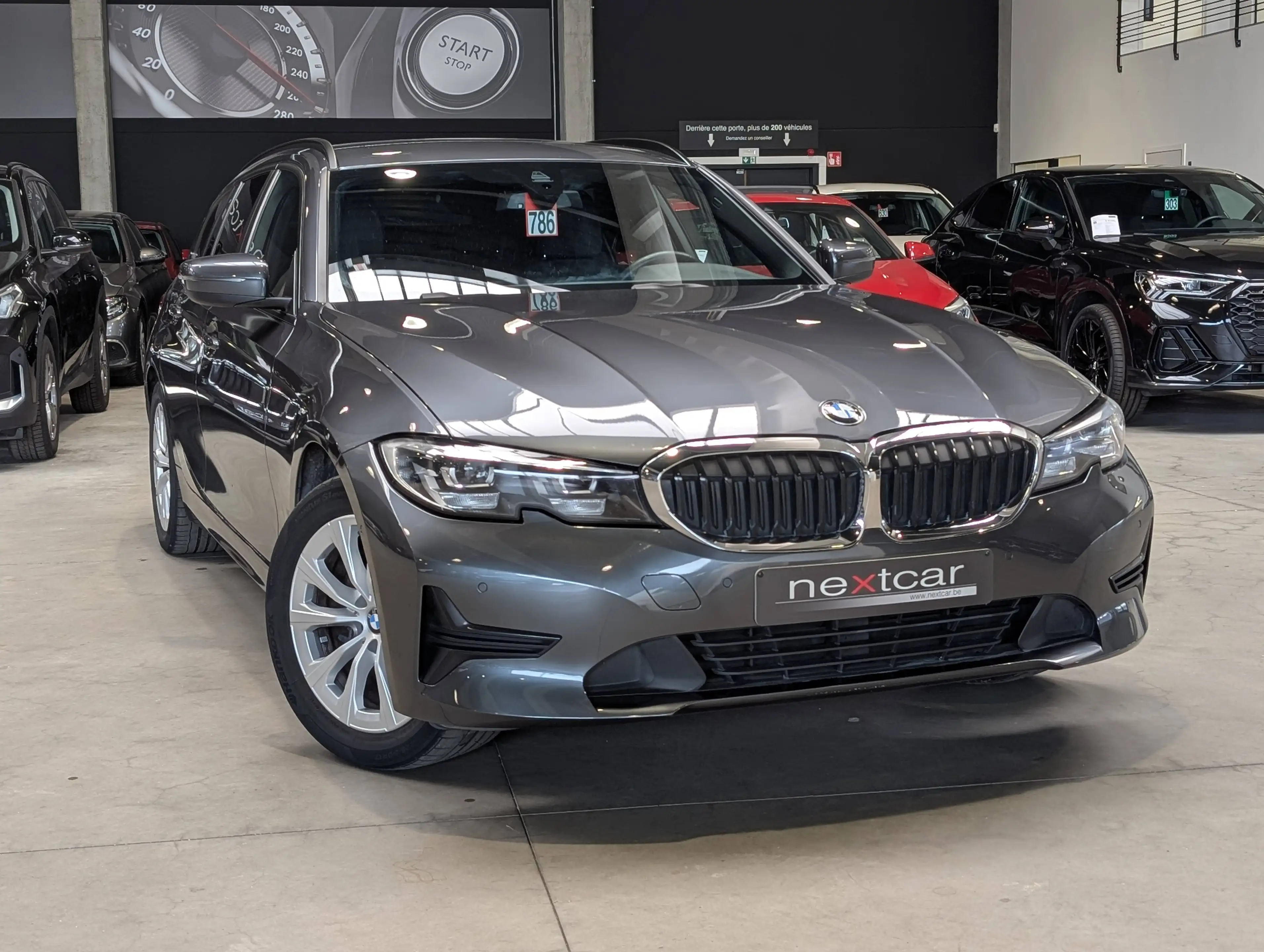 BMW 318 dA Touring G21 *LED-NAVI-DIGITAL-CRUISE* — photo 2