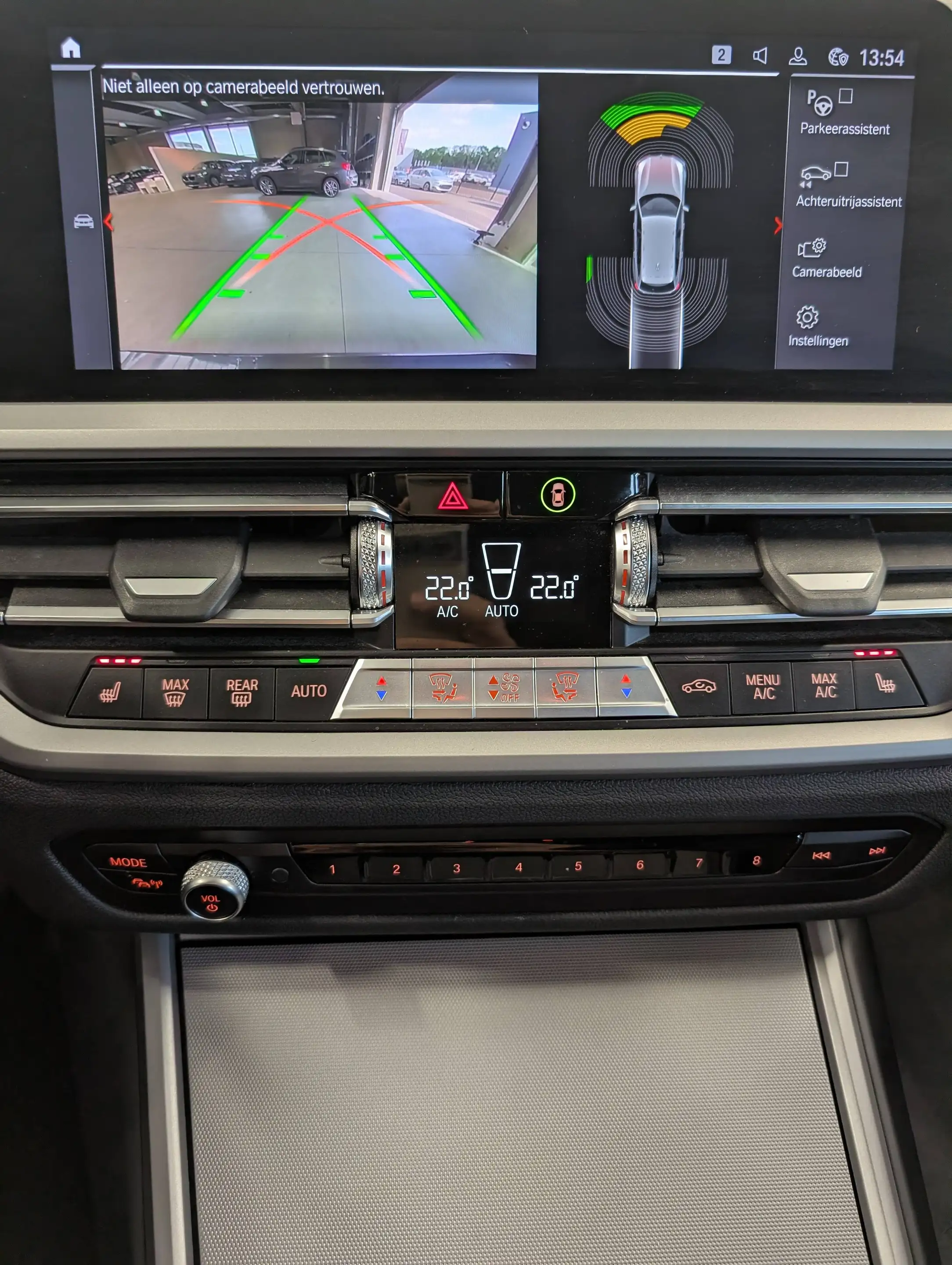 BMW 318 dA Touring G21 *LED-NAVI-DIGITAL-CRUISE* — photo 14