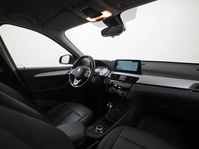 BMW X1 view 2