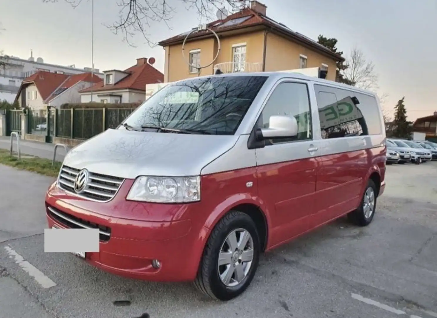 Volkswagen T5 Multivan Grau - 1