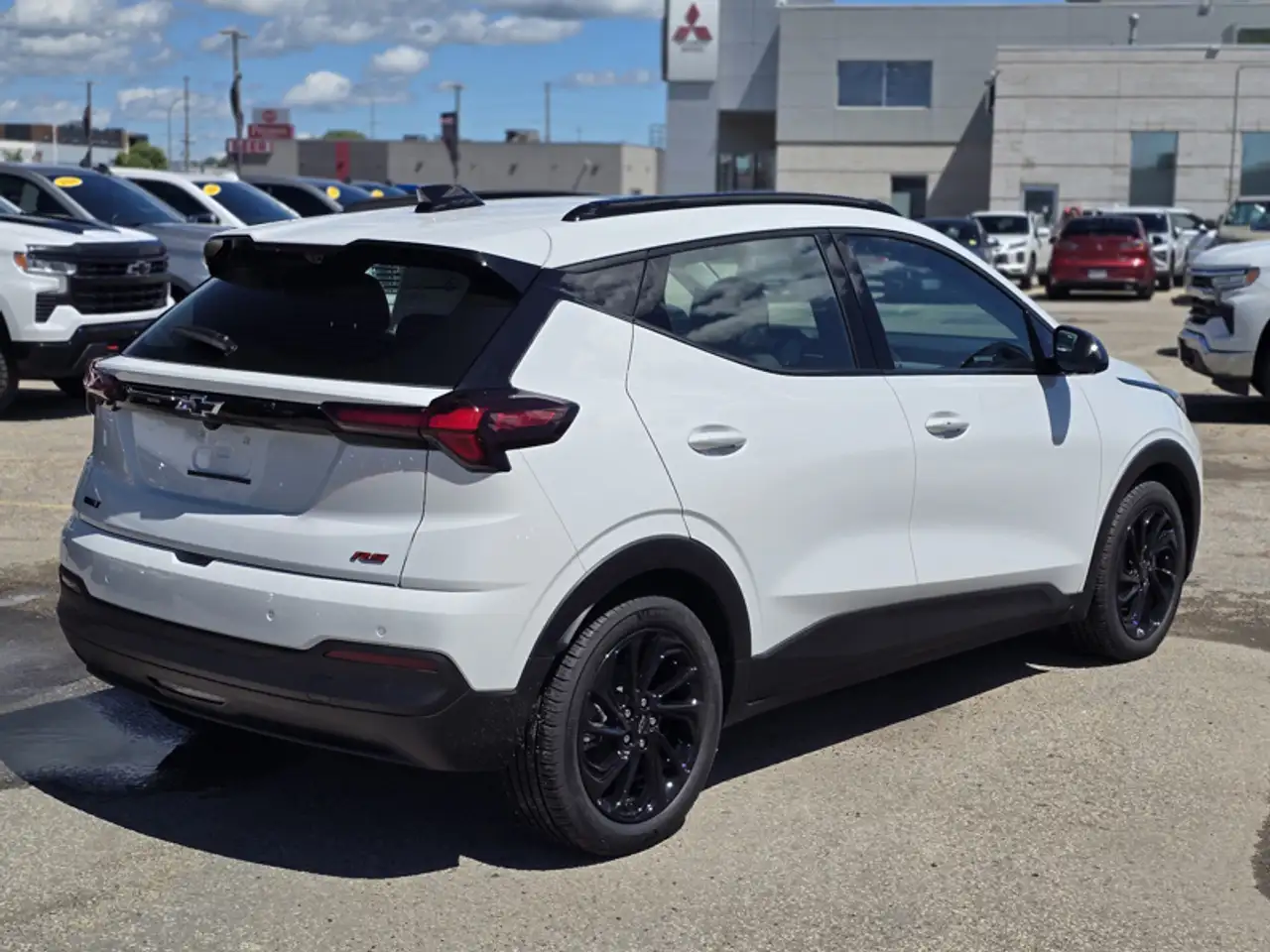 Chevrolet Bolt photo Chevrolet Bolt