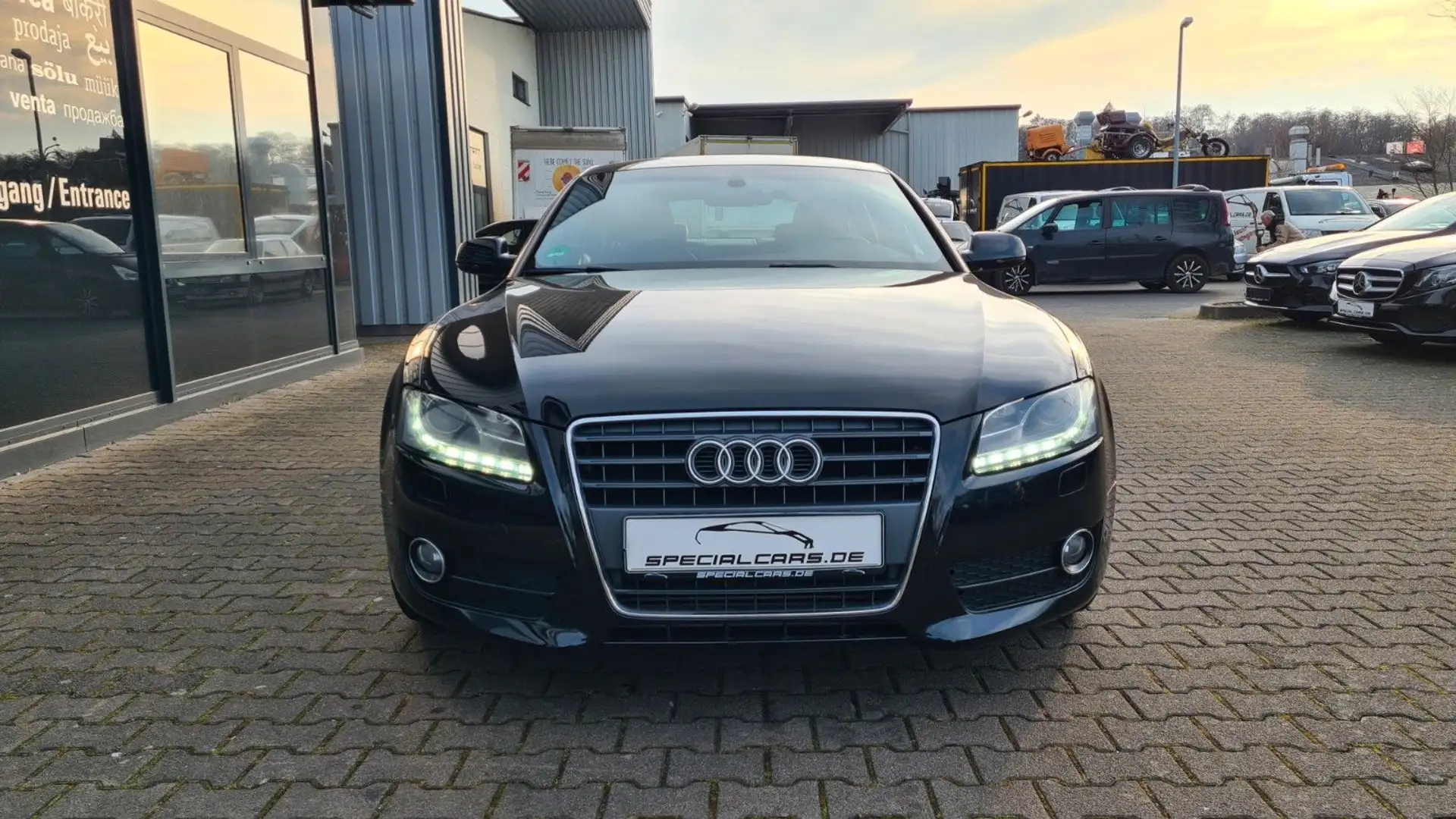 Audi A5 1.8 TFSI Sportback S LINE - NAVI - XENON Schwarz - 2