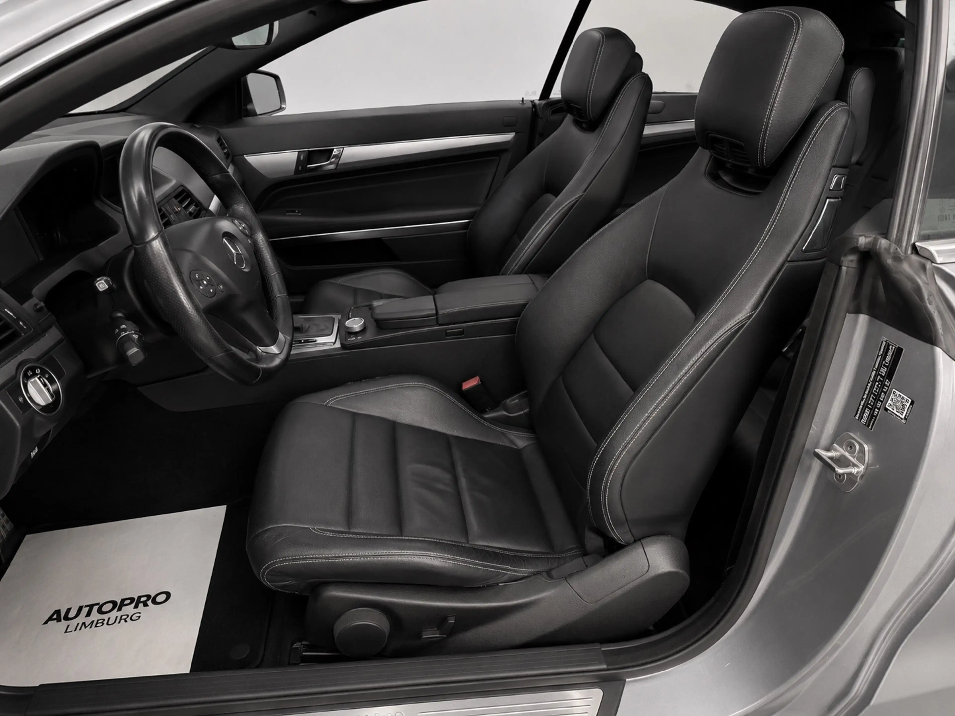 Mercedes-Benz E 250 Cabrio CGI Elegance — photo 3