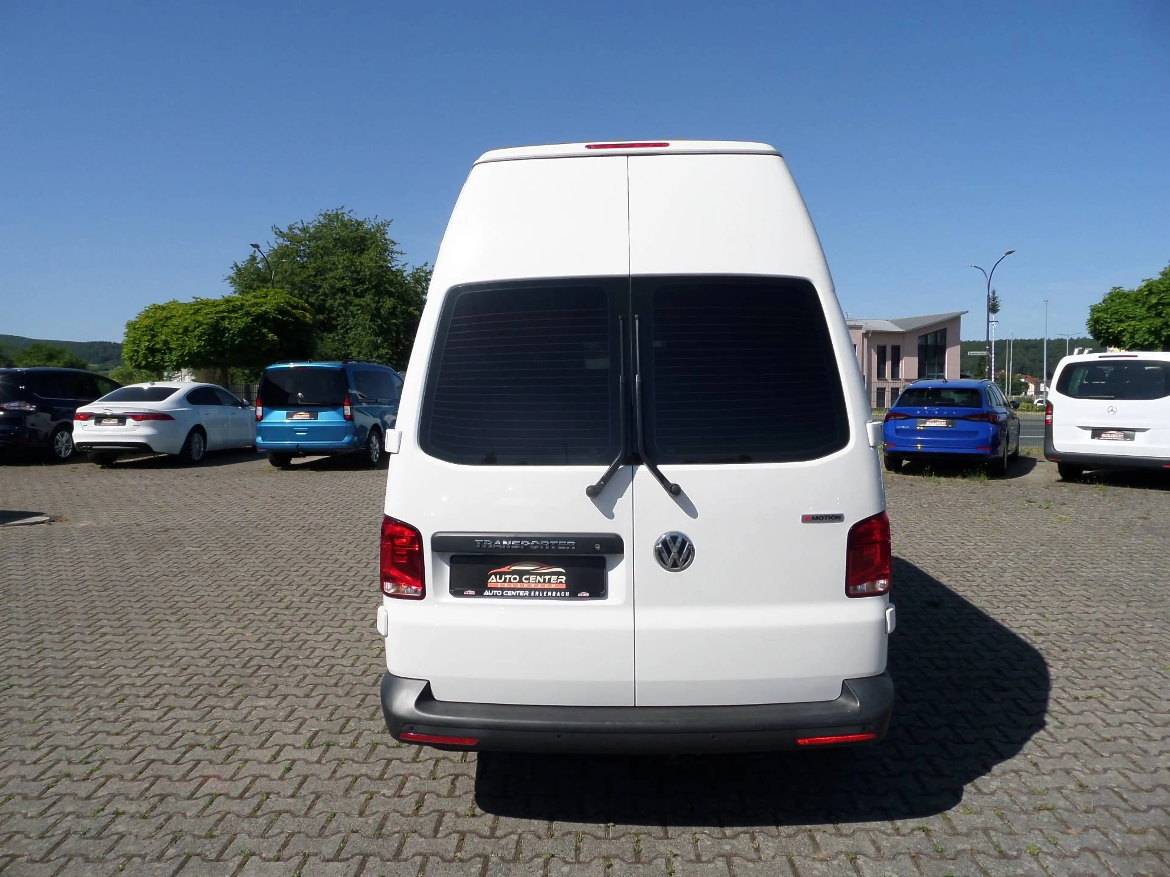 Volkswagen T6.1 Transporter 4MOTION lang&hoch+Schraubstock+Regale+Klima+LED+Standhzg+Tempo+1.Hand — photo 3