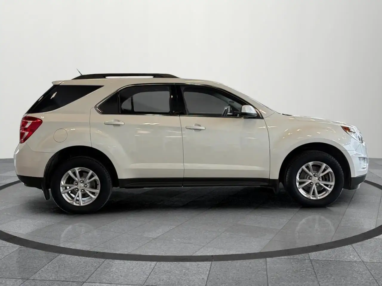 Chevrolet Equinox photo Chevrolet Equinox
