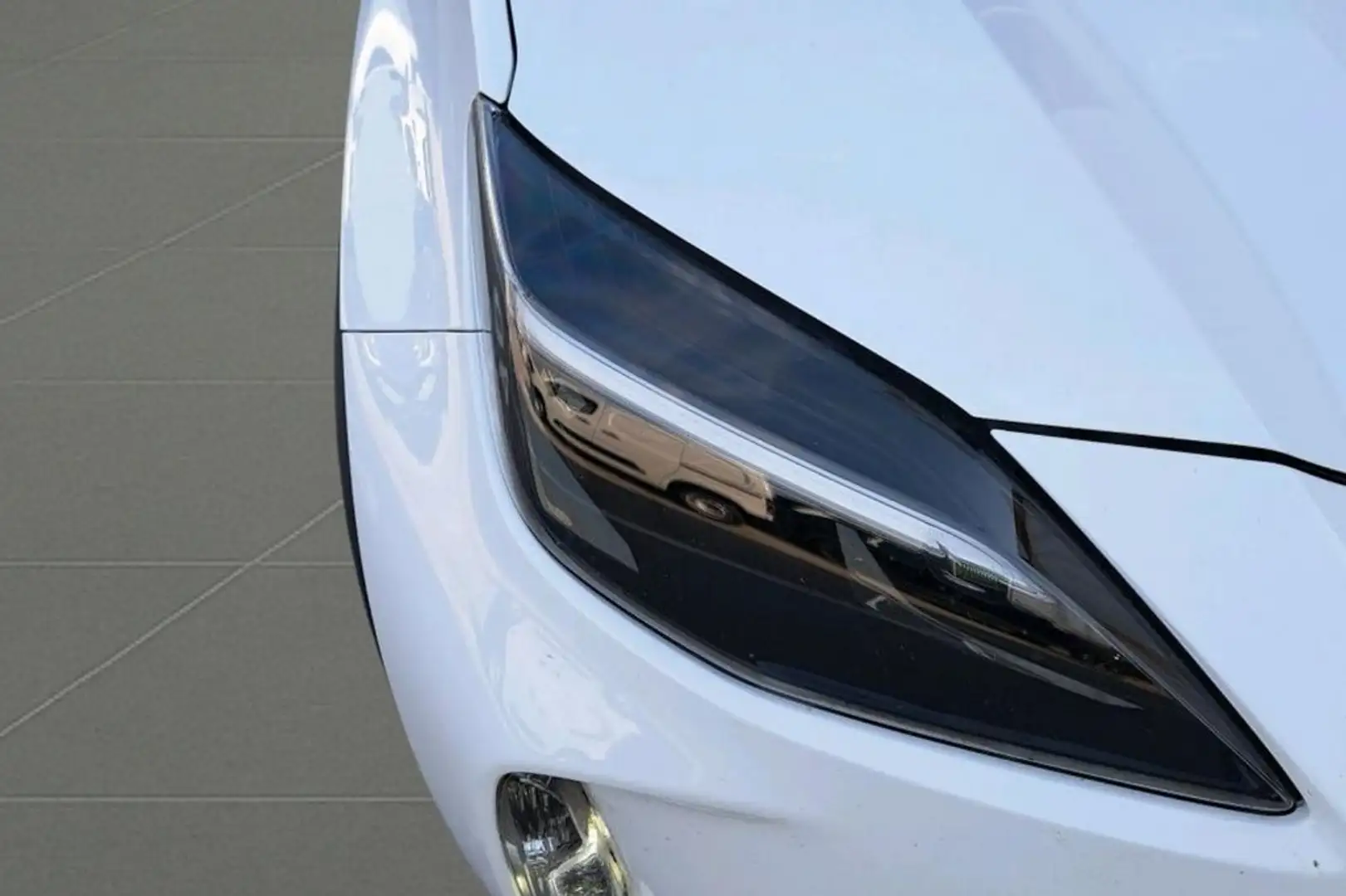 Toyota Yaris Cross 120H Business Plus Blanc - 2