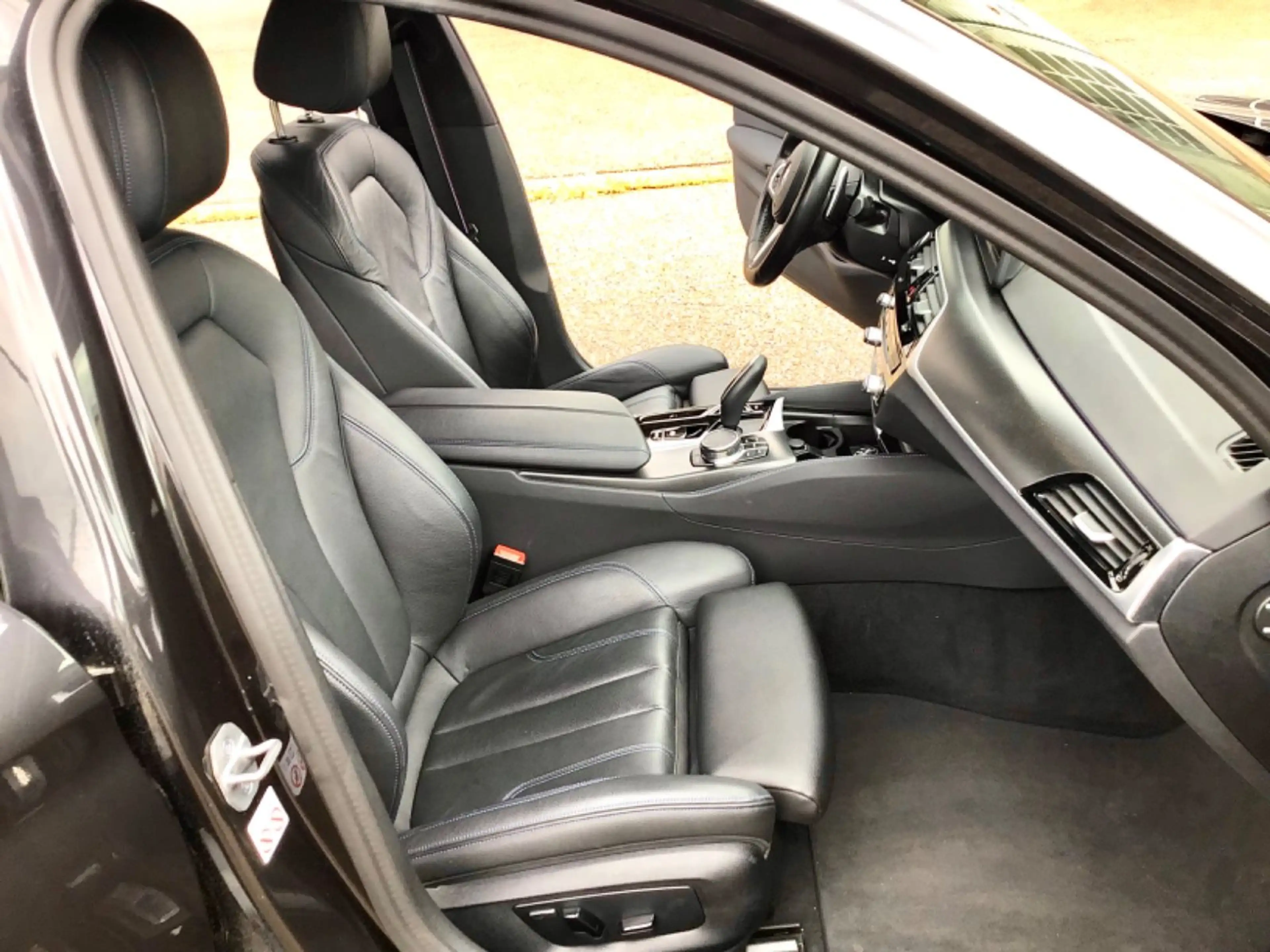BMW 530 d xDrive M Sport Paket Mod.23-MEGA Ausstat.! — photo 14