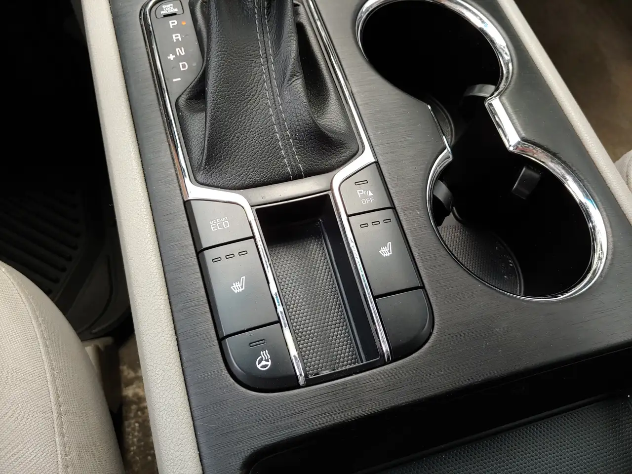 Kia Sedona снимка Kia Sedona