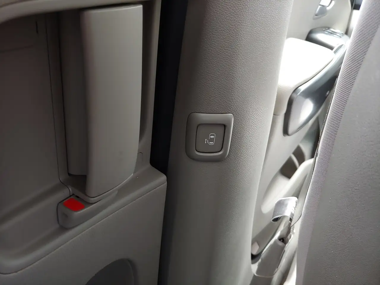 Kia Sedona снимка Kia Sedona