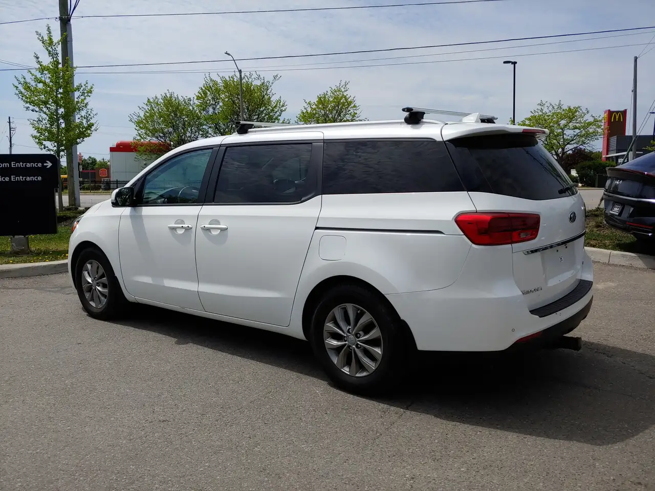 Kia Sedona снимка Kia Sedona