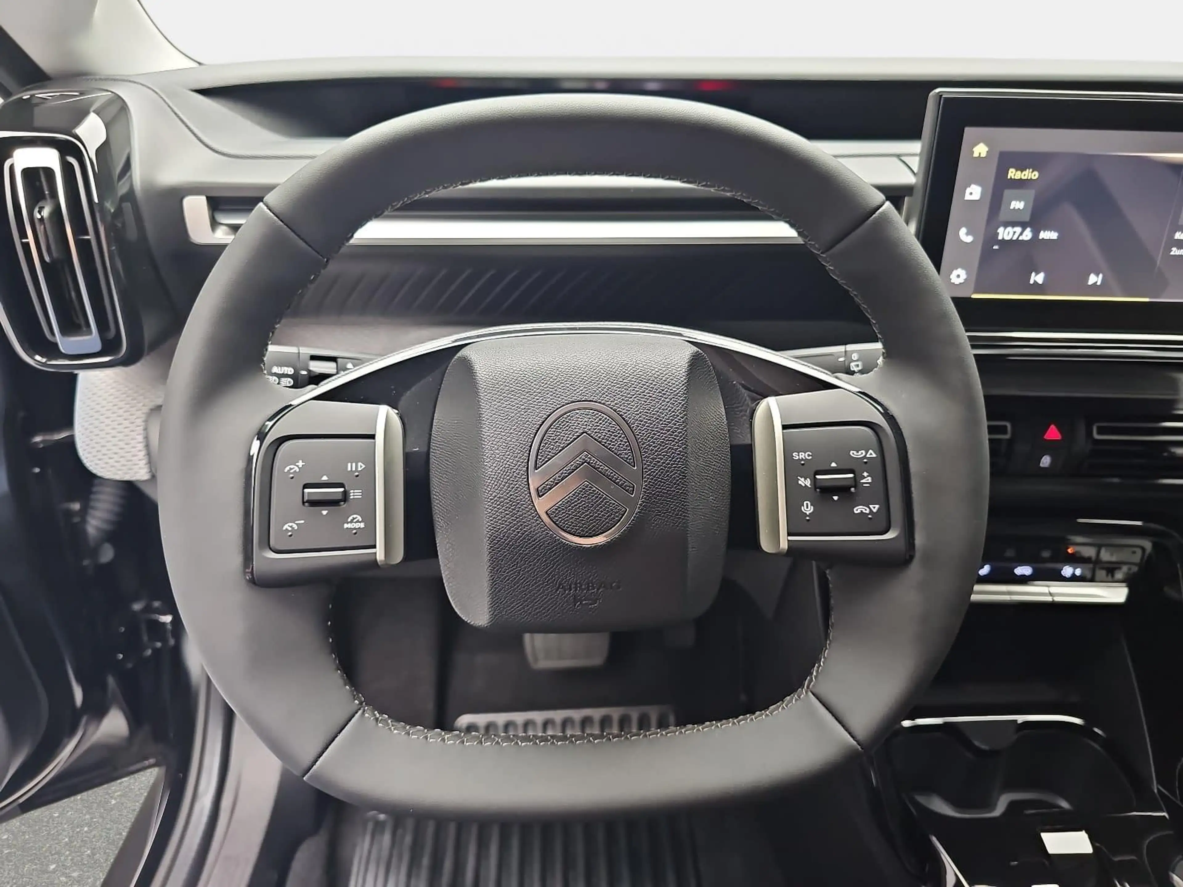Citroen C3 Aircross C3 AIRCROSS 1.2 HYBRID 145 E-DCS6 PLUS 7-S — photo 14
