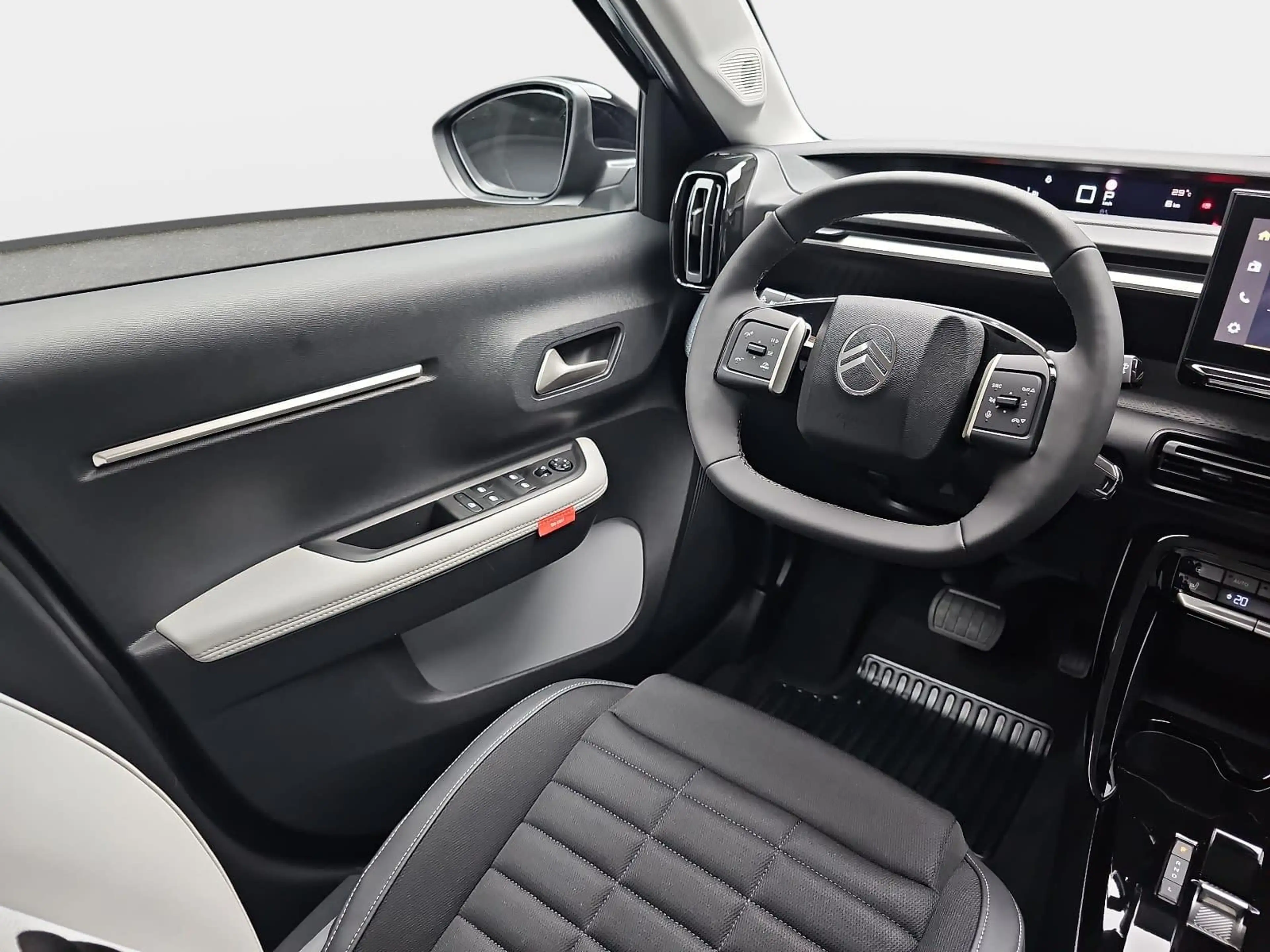 Citroen C3 Aircross C3 AIRCROSS 1.2 HYBRID 145 E-DCS6 PLUS 7-S — photo 9