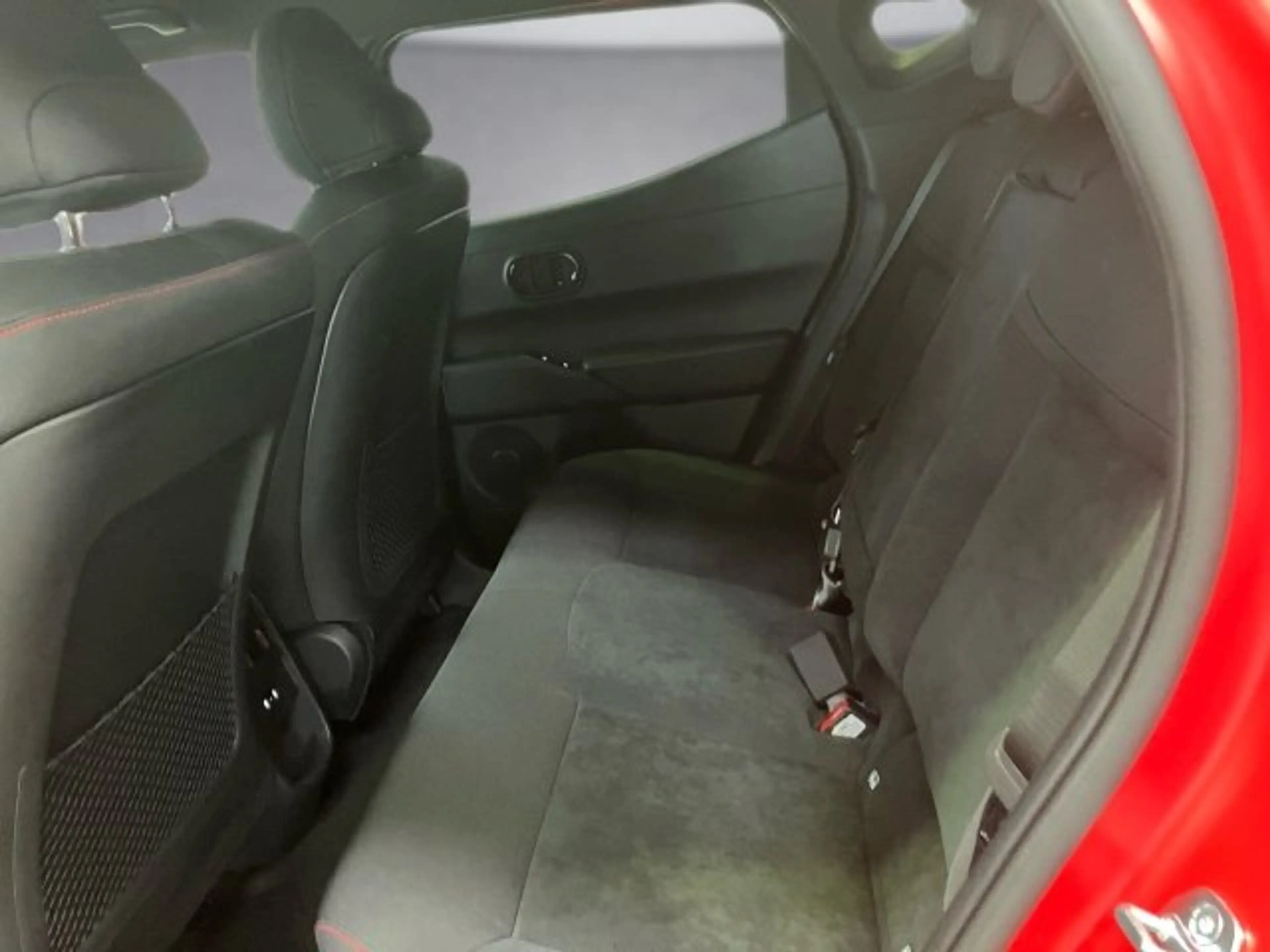 Hyundai IONIQ 3 N LINE EVO 61 kWh — photo 12