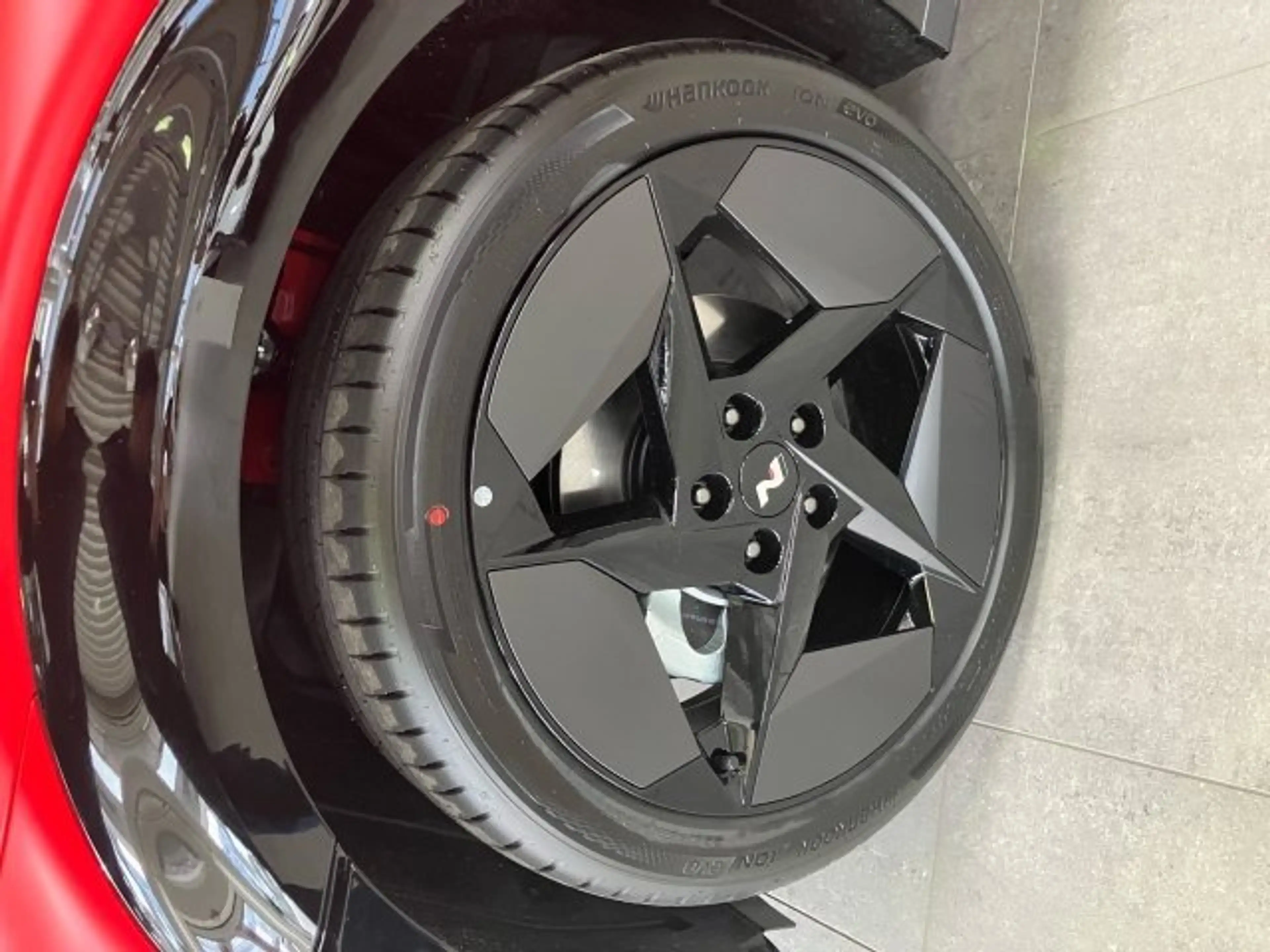 Hyundai IONIQ 3 N LINE EVO 61 kWh — photo 8