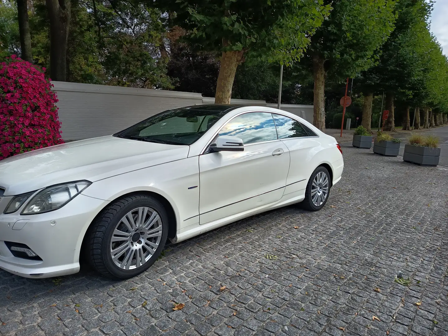 Mercedes-Benz E 350 COUPE E 350 CDI Avantgarde /full / l'exportation Blanc - 1