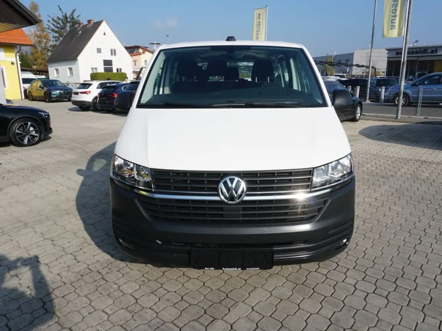 Volkswagen T6.1 Transporter 2,0 TDI *9-SITZE* Weiß - 2