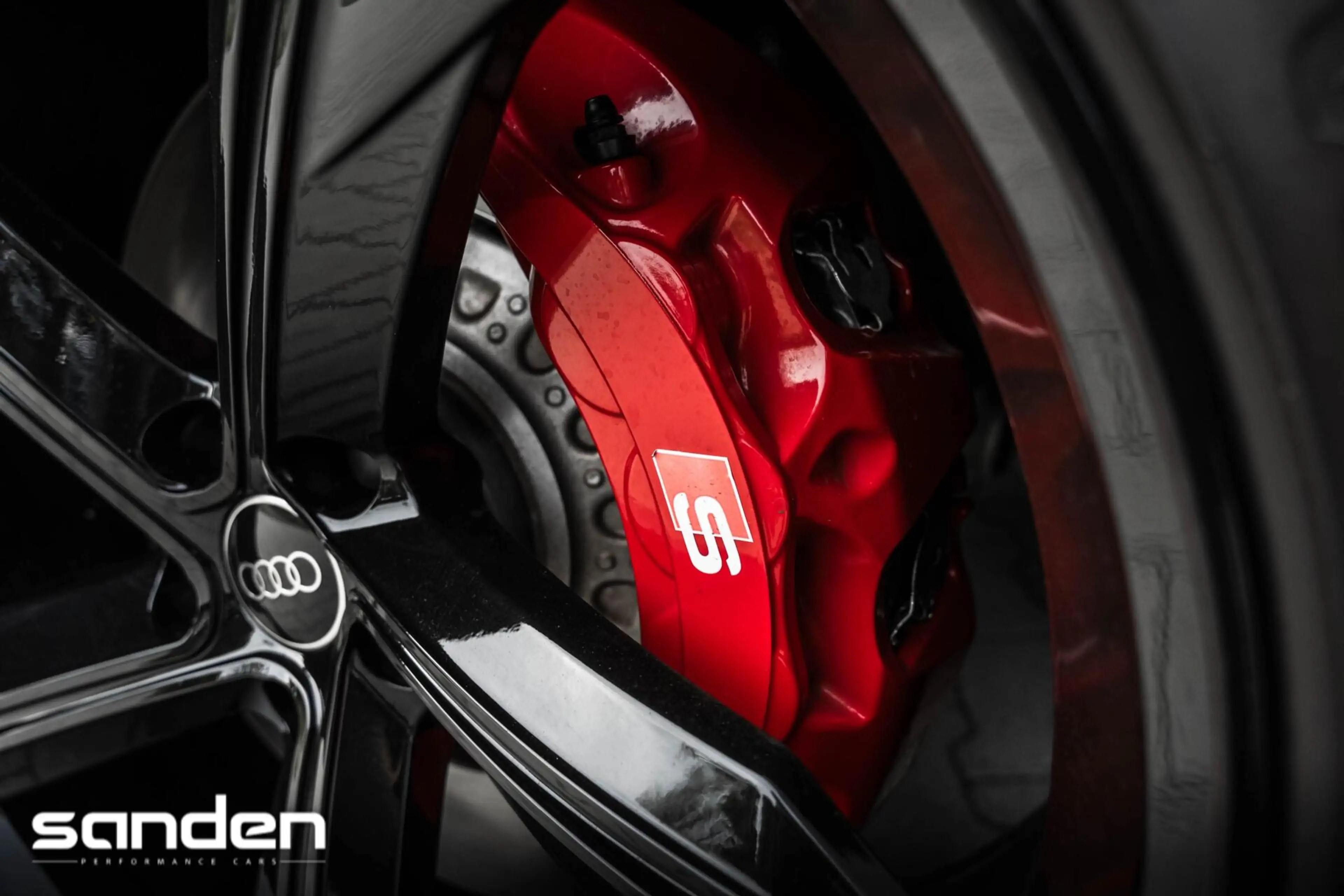 Audi Q8 60TFSIe quattro Competition Plus|Carbon|Pano|23"|B — photo 31