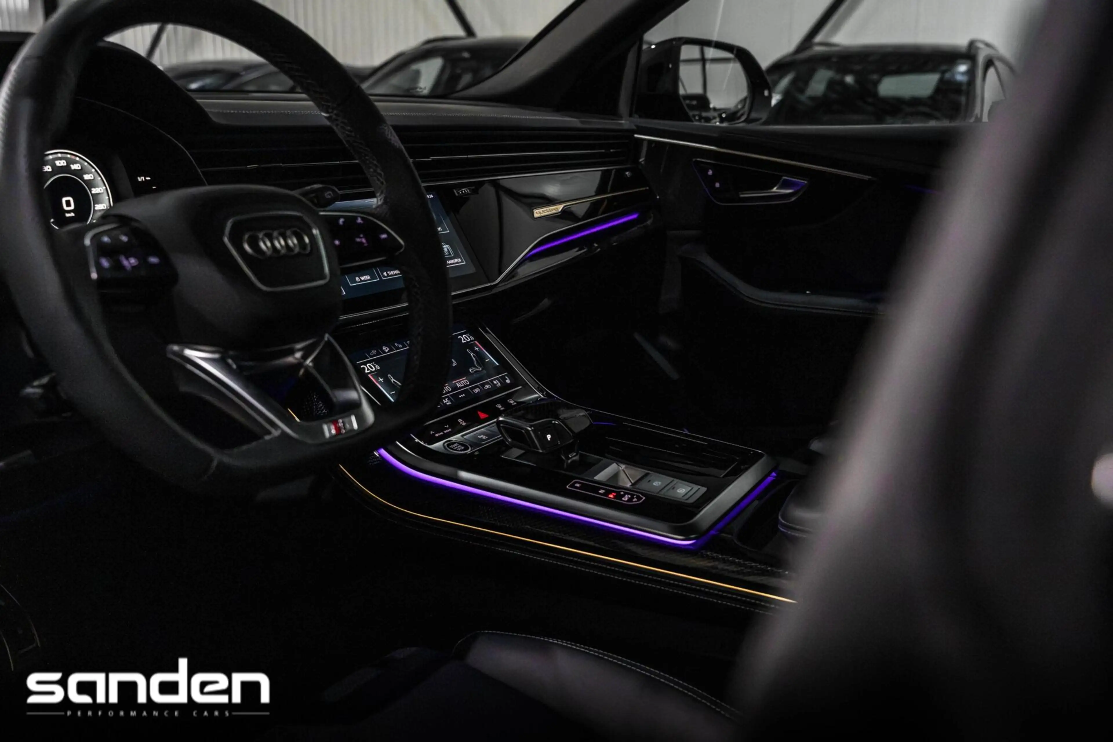 Audi Q8 60TFSIe quattro Competition Plus|Carbon|Pano|23"|B — photo 40