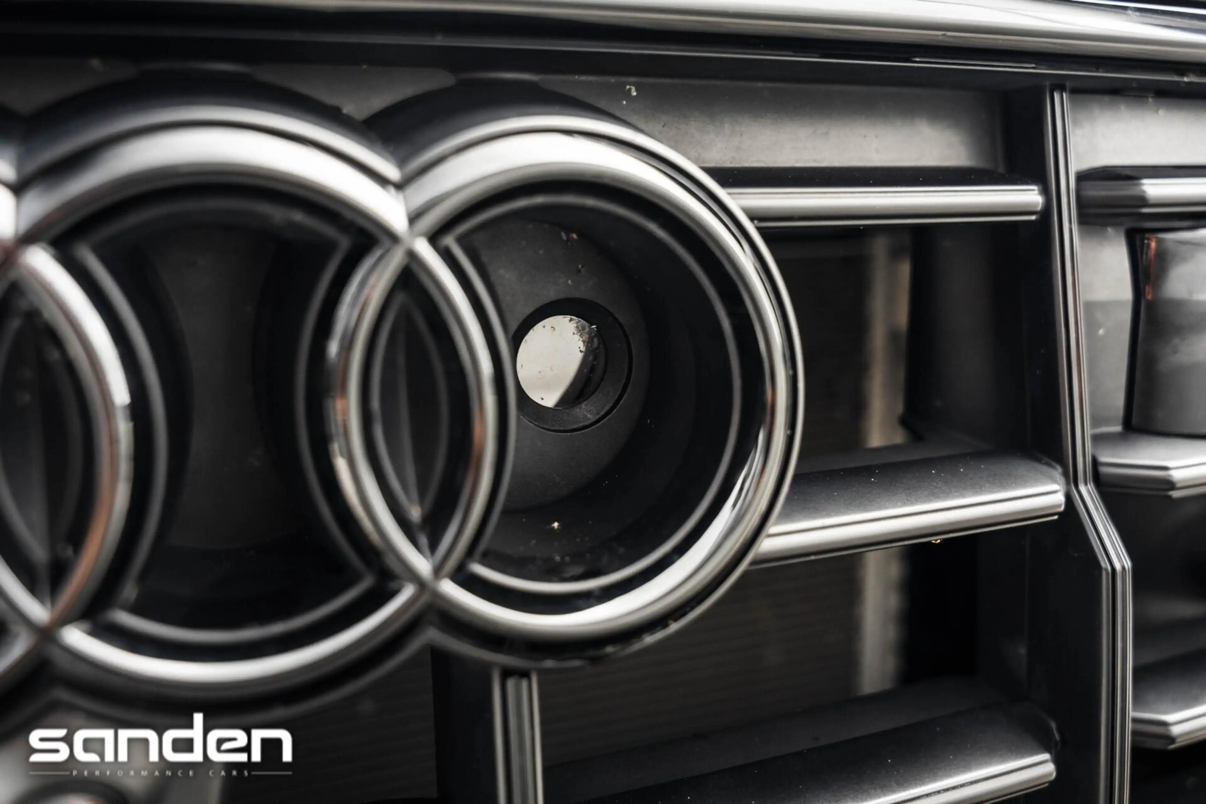 Audi Q8 60TFSIe quattro Competition Plus|Carbon|Pano|23"|B — photo 42