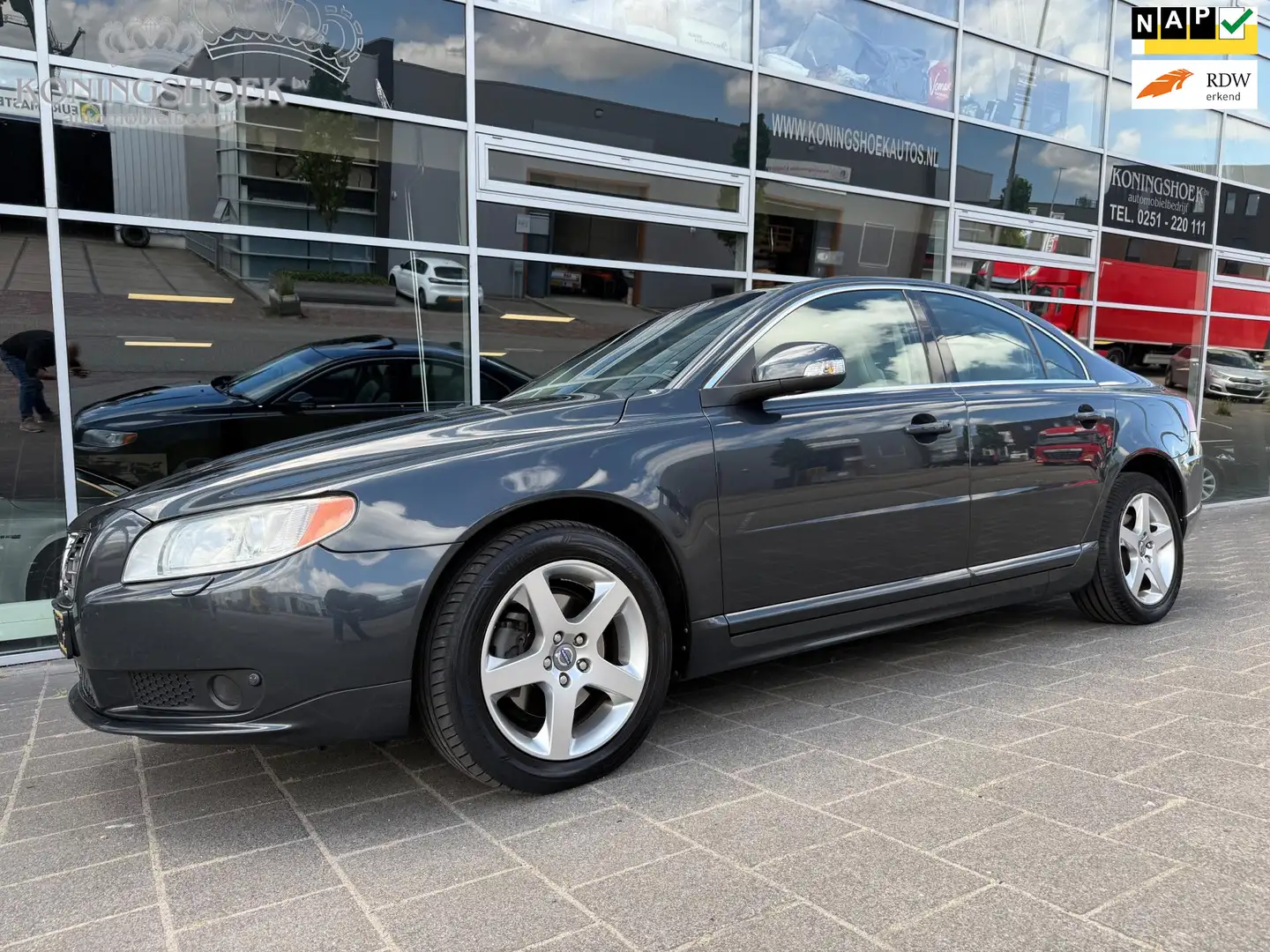 Volvo S80 2.5 T Summum Youngtimer Gris - 1
