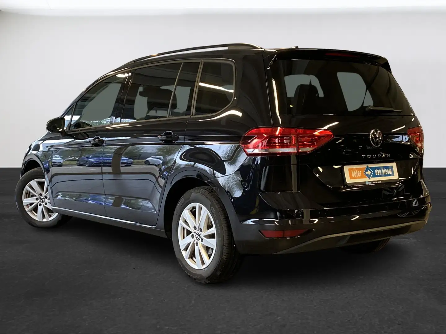 Volkswagen Touran 1.5 150pk TSI Family 7-persoons / Elektrische acht Zwart - 2