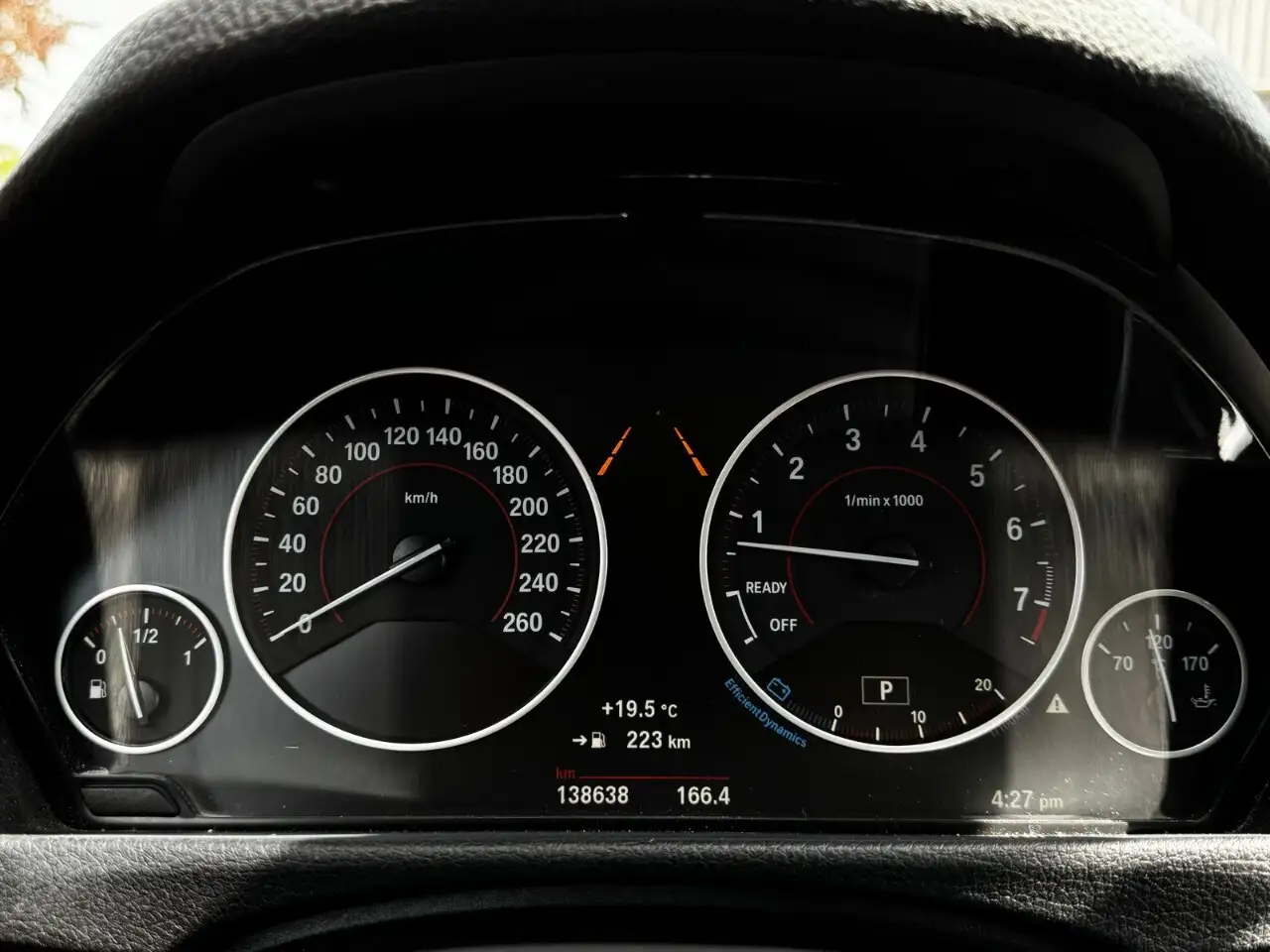 BMW 3 Series снимка BMW 3 Series