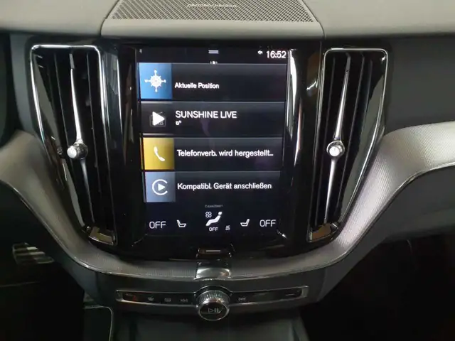 Volvo XC60 view 7