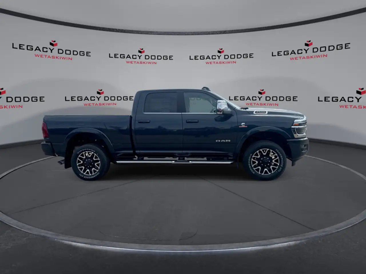 RAM 2500 снимка RAM 2500