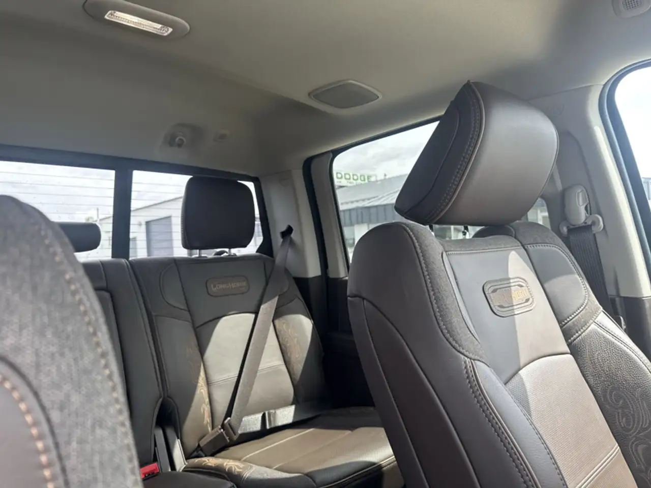 RAM 2500 снимка RAM 2500