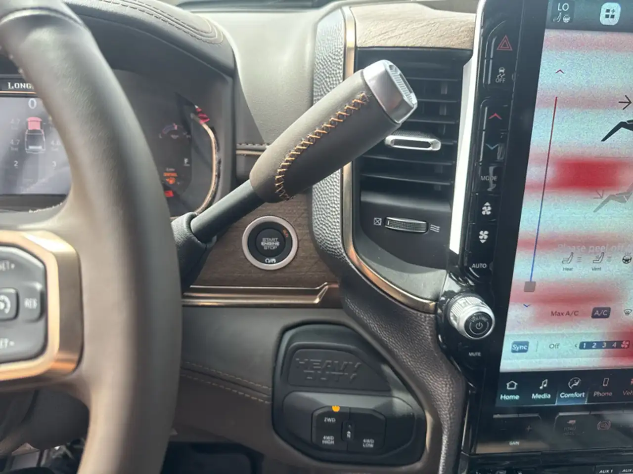 RAM 2500 снимка RAM 2500