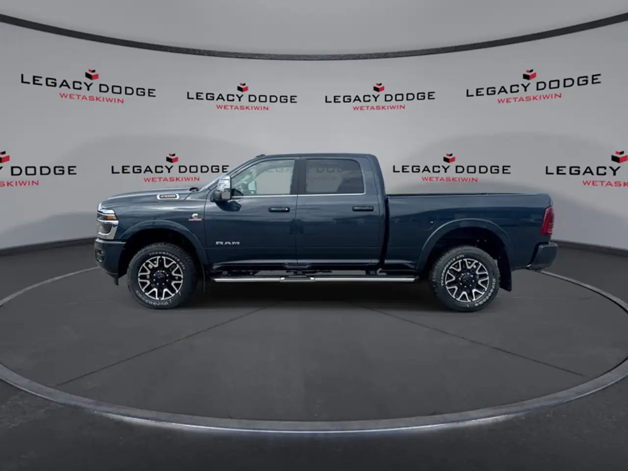 RAM 2500 снимка RAM 2500