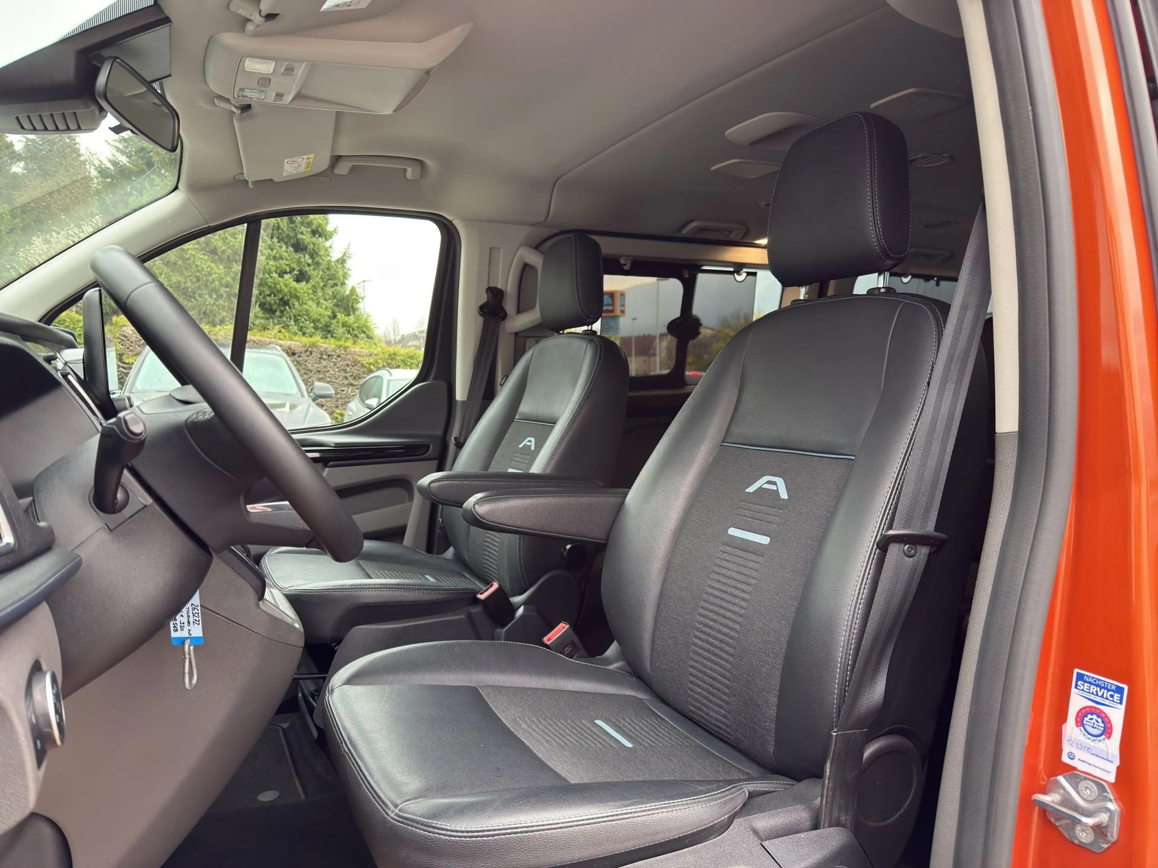 Ford Tourneo Custom 2.0D 320 L1 Active Aut. ACC/Kamera/Navi/Zusatzhei — photo 36