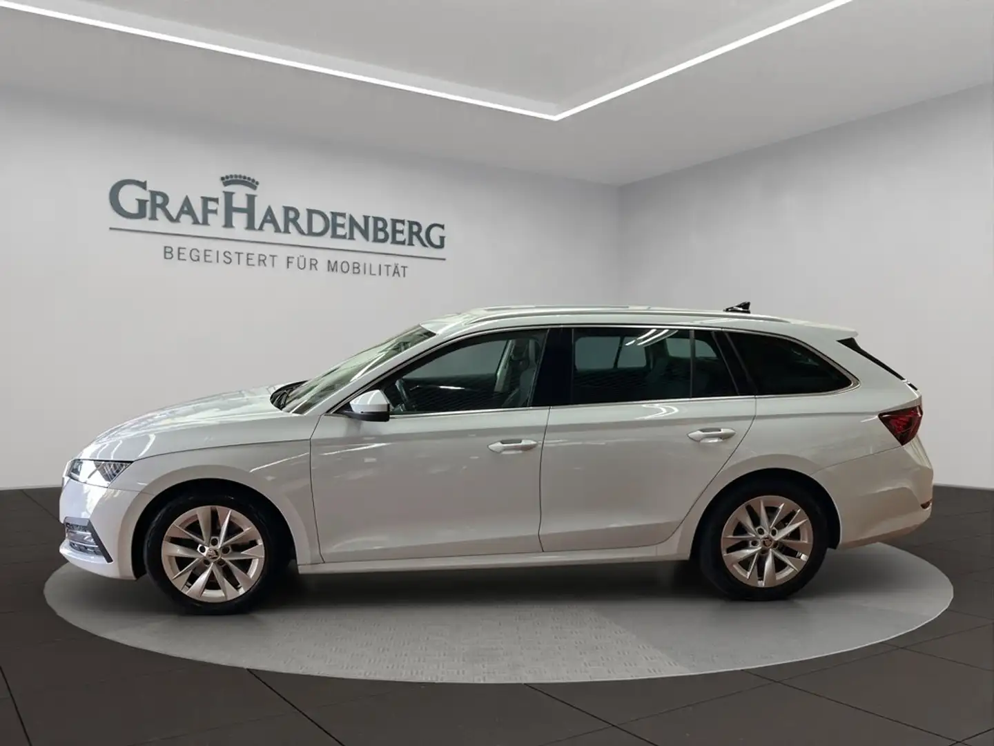 Skoda Octavia Combi Style 4x4 TDI DSG Navi AHK LED Weiß - 2