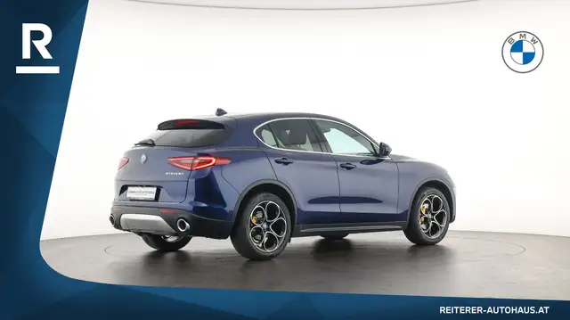 Alfa Romeo Stelvio view 6