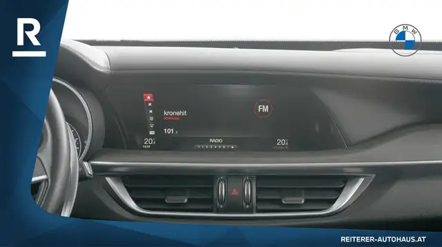 Alfa Romeo Stelvio view 14