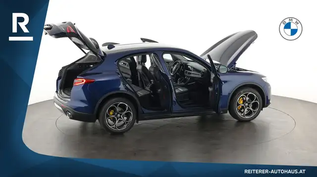 Alfa Romeo Stelvio view 12