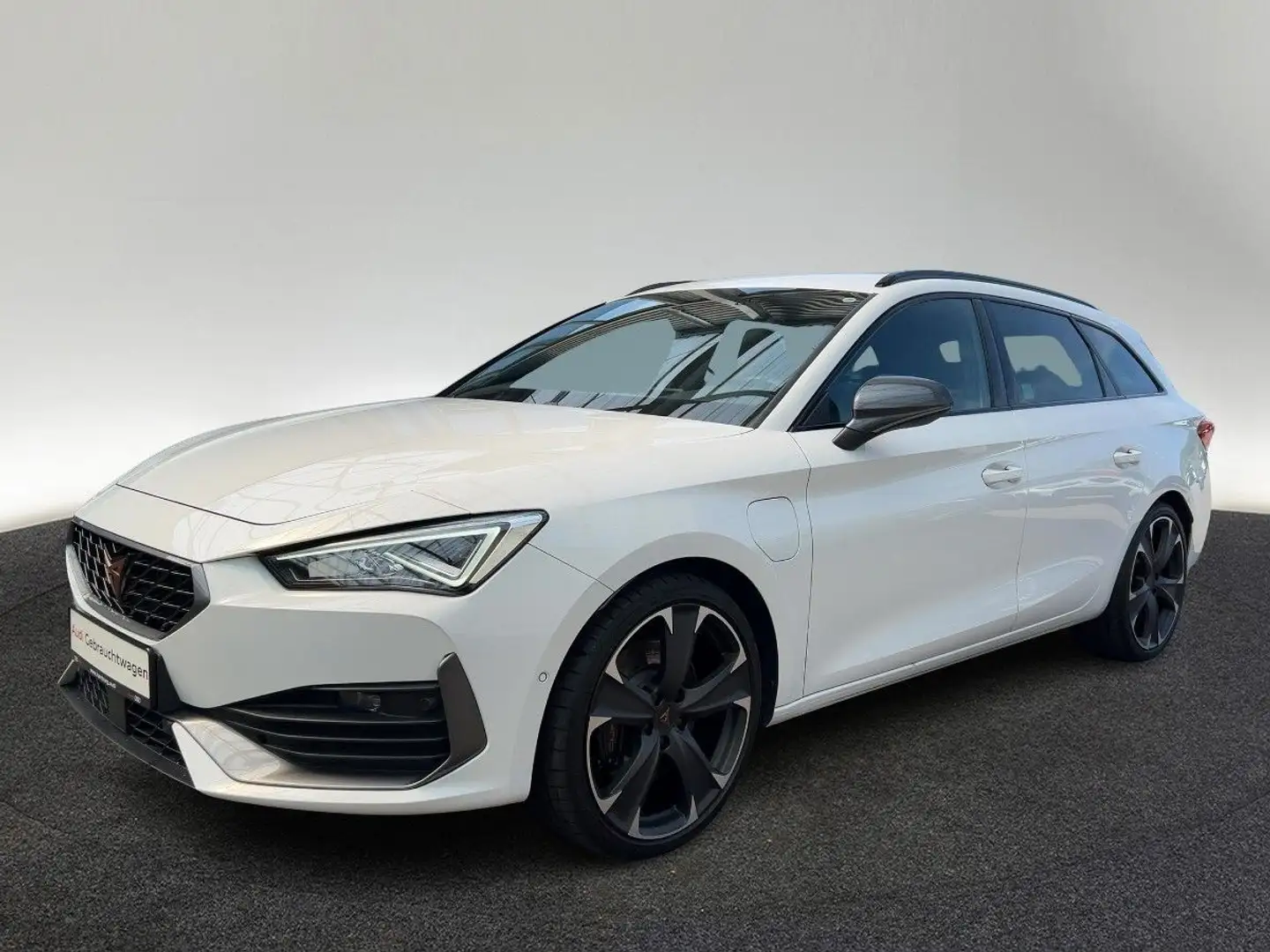 CUPRA Leon SP 1.4 e-HYBRID DSG AHK Link Kamera Weiß - 2