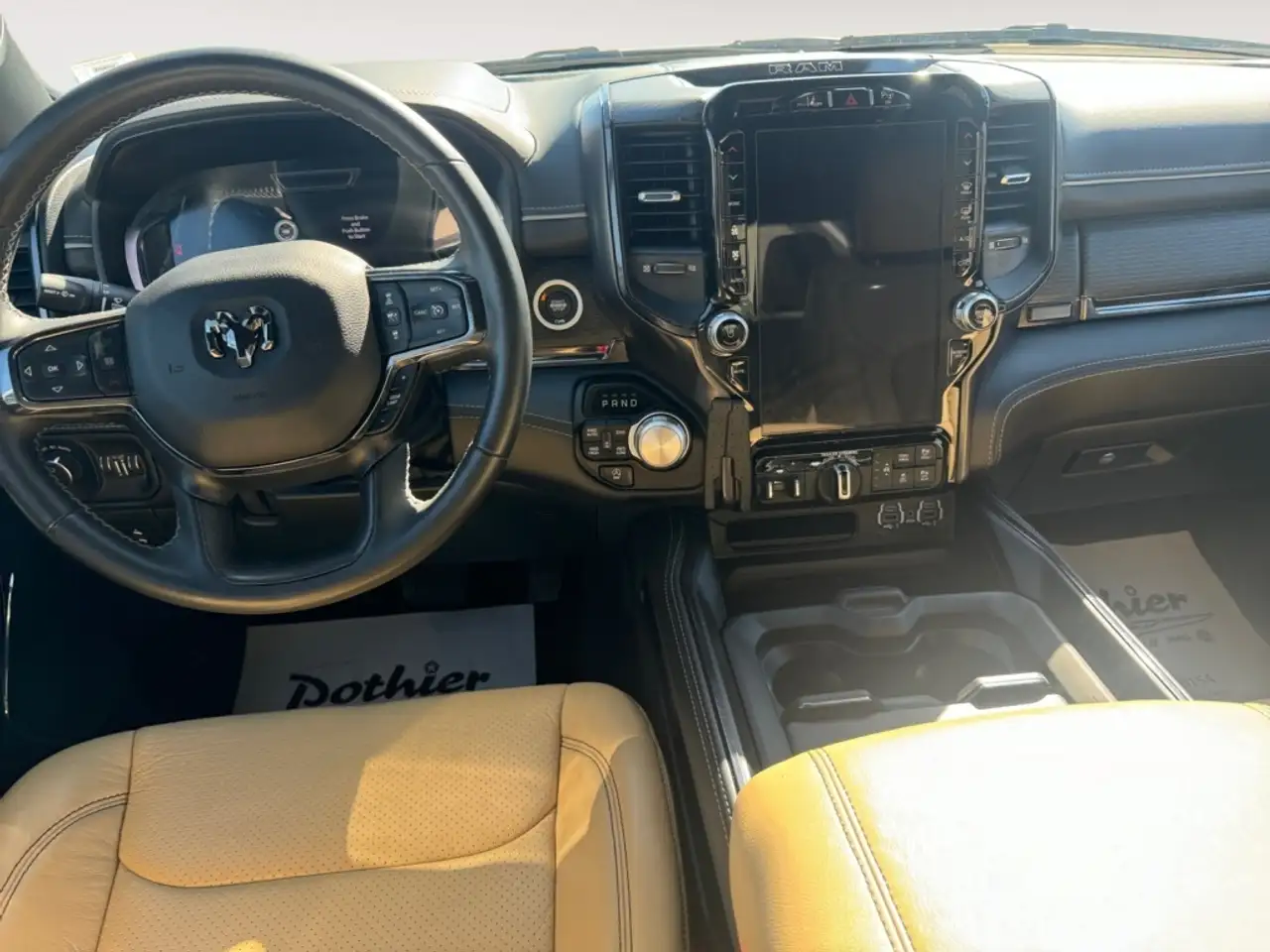 RAM 1500 снимка RAM 1500