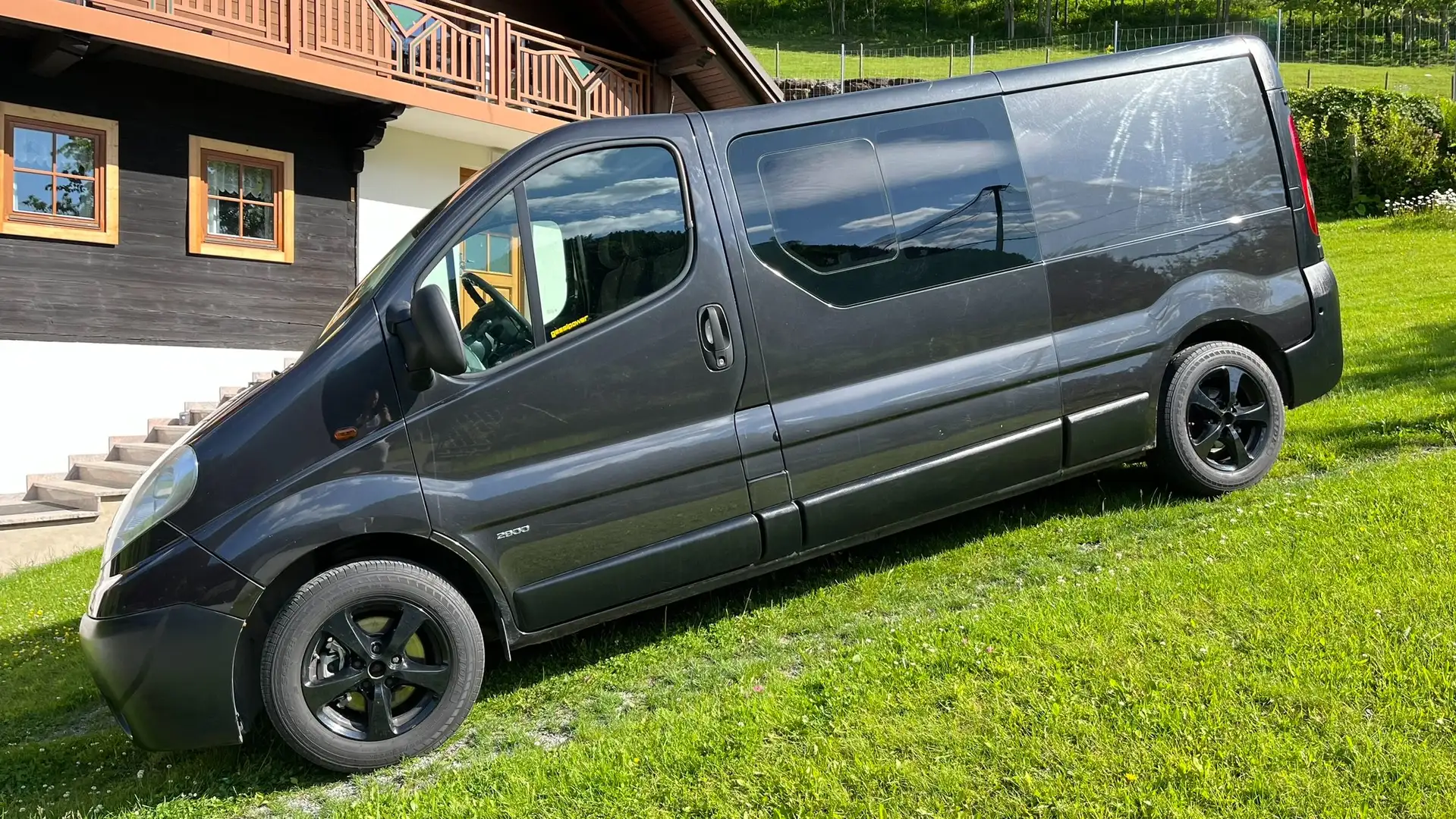 Opel Vivaro Vivaro Life L2H1 2,5 CDTI 2,7t DPF Life Negro - 1