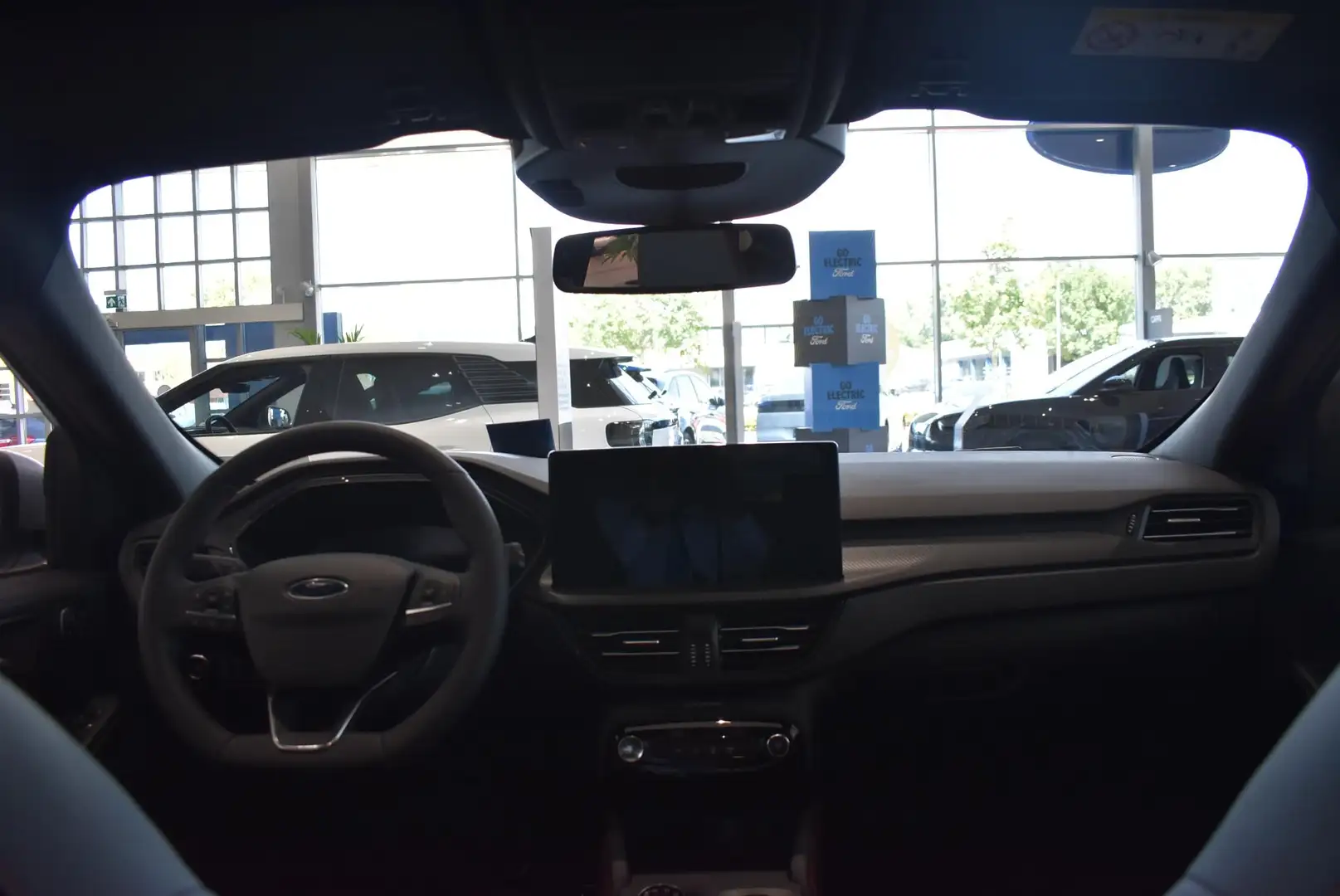 Ford Kuga 2.5 PHEV ST-Line X | Showroom Voorraad | €5200.- K Zilver - 2