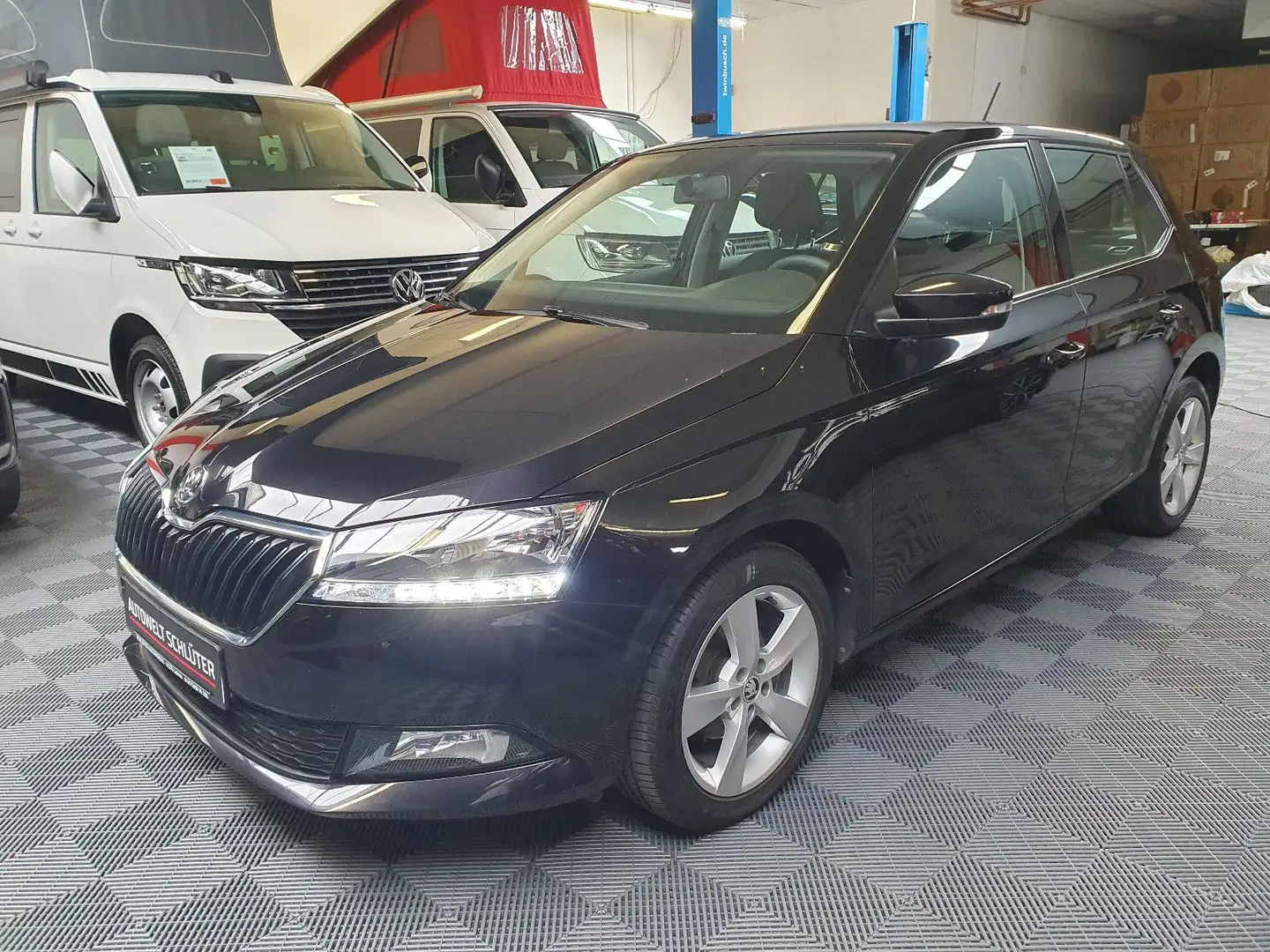 Skoda Fabia 1.0 MPI Cool Plus Sitzheizung*Einparkhilfe Noir - 1
