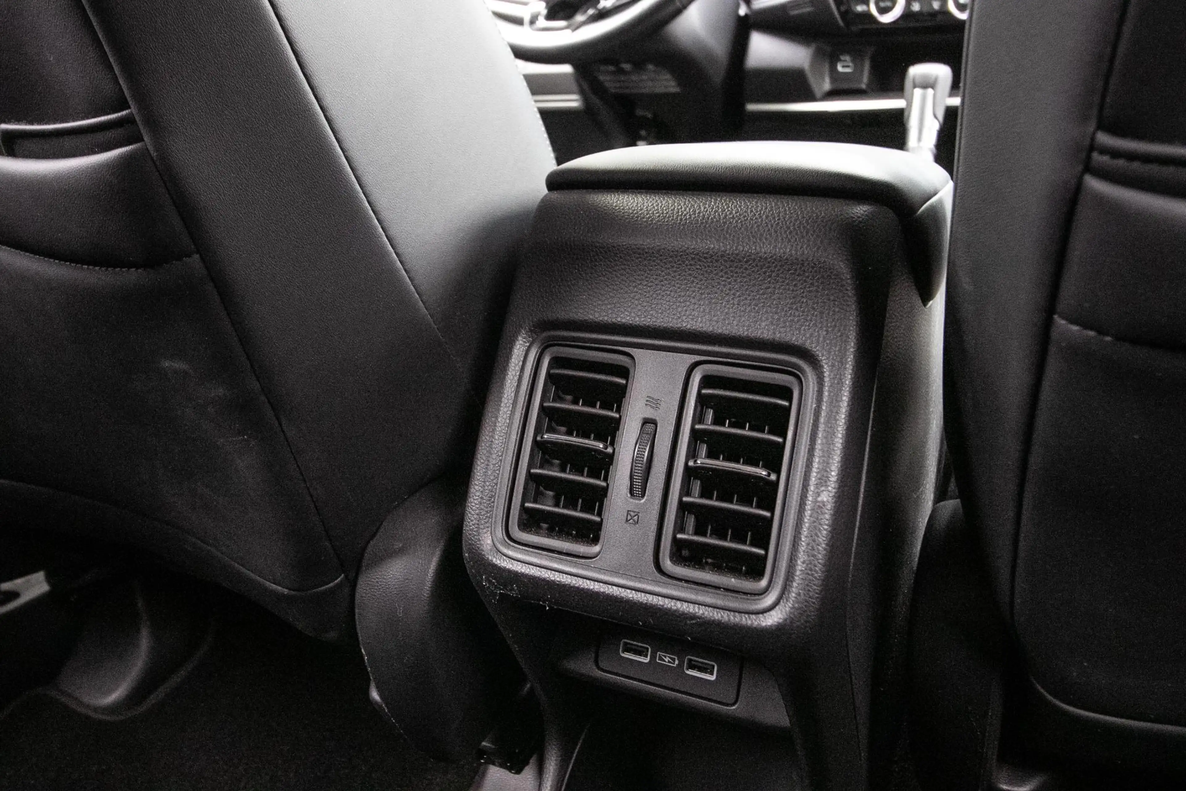 Honda HR-V 1.5 e:HEV Advance — photo 10