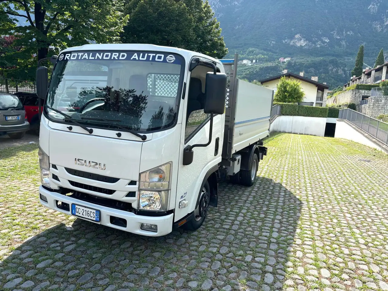 Isuzu Others 2021