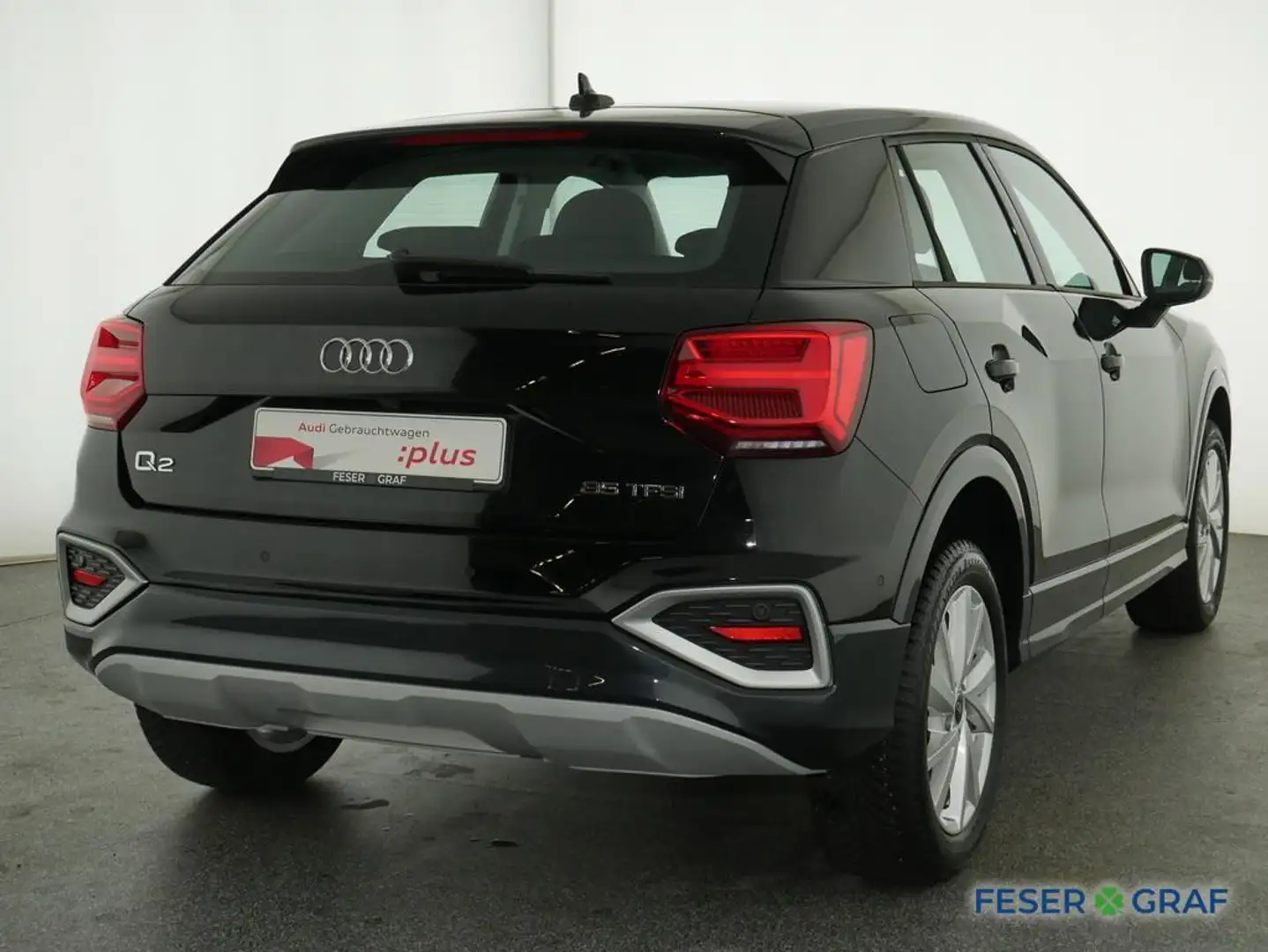 Audi Q2 Advanced 35 TFSI S tronic Virtual Cockpit RFK Zwart - 2