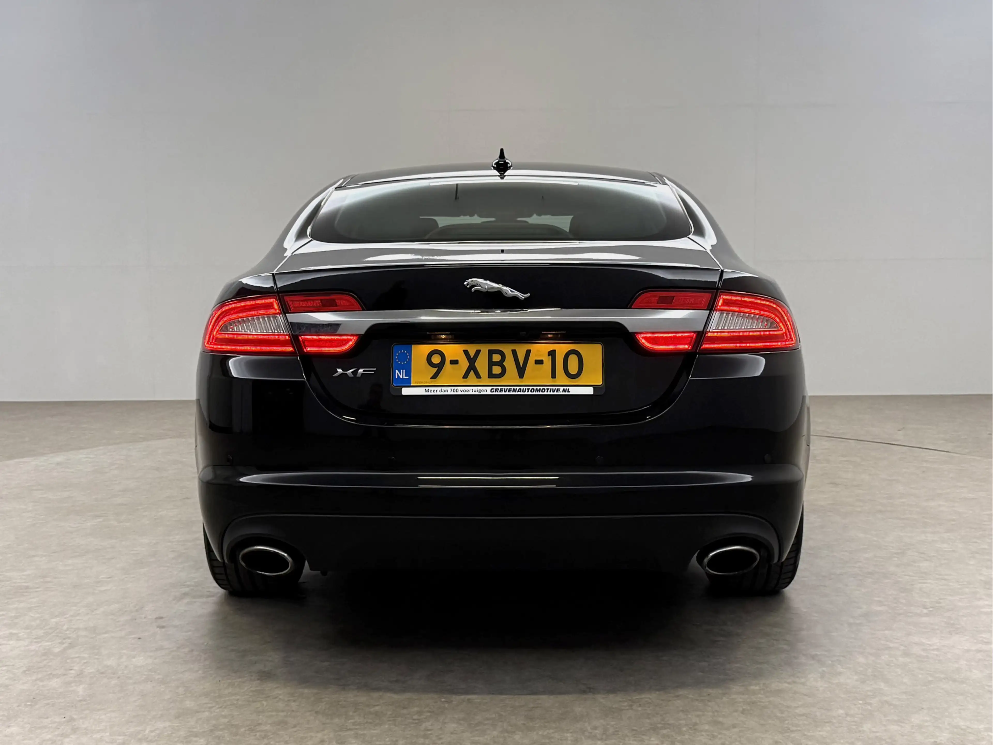 Jaguar XF 2.0 Turbo | Clima | Camera | Cruise | LED | Navi | — photo 9