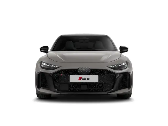 Audi RS5 view 3