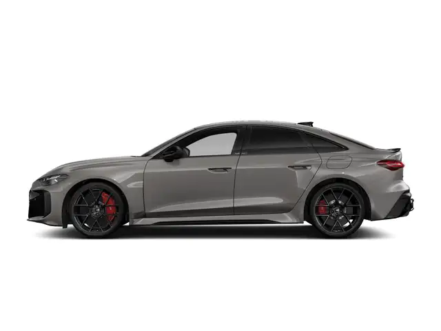 Audi RS5 view 6
