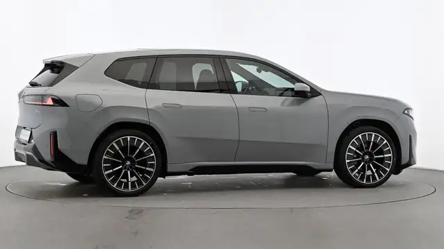 BMW iX3 50 xDrive 108,7kWh Ansicht 9